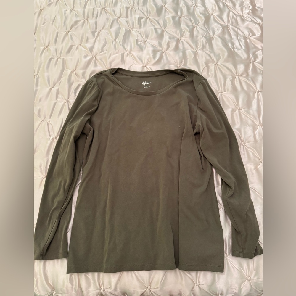 Style&co long sleeve shirt size extra large